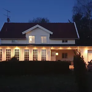 Landvetter Airport And Parking Apartment